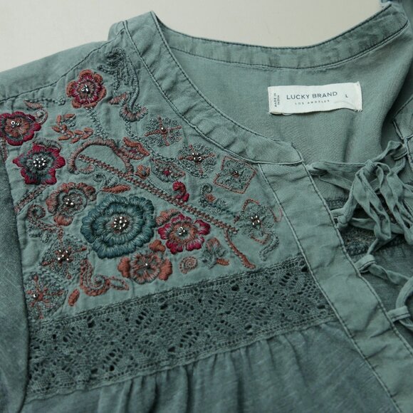 Peasant embroidered and beaded woman's shirt - Picture 1 of 3